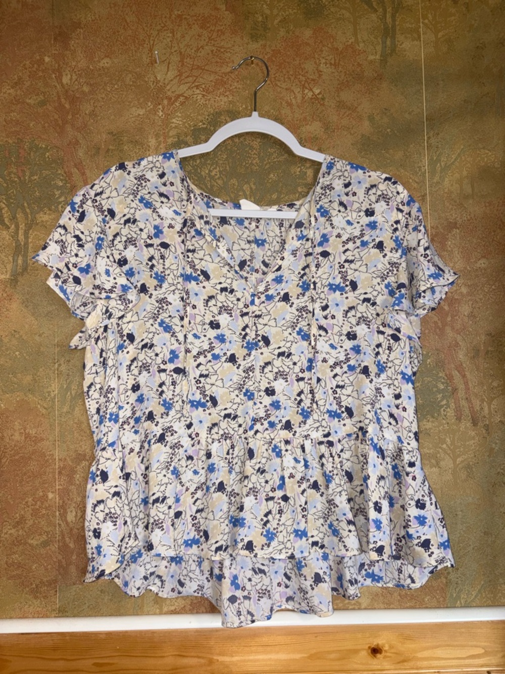 GAP ~ White Printed Peplum Blouse